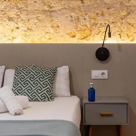 Guest house Regina Selfcheck-in Smart 2*